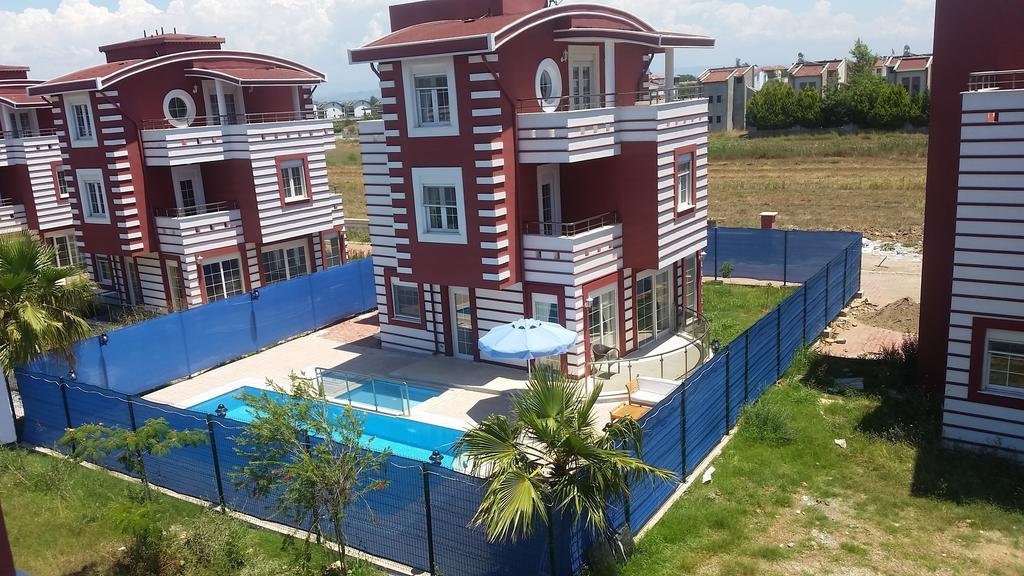 Villa Belek Happyland Bilik gambar