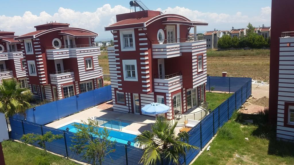 Villa Belek Happyland Bilik gambar